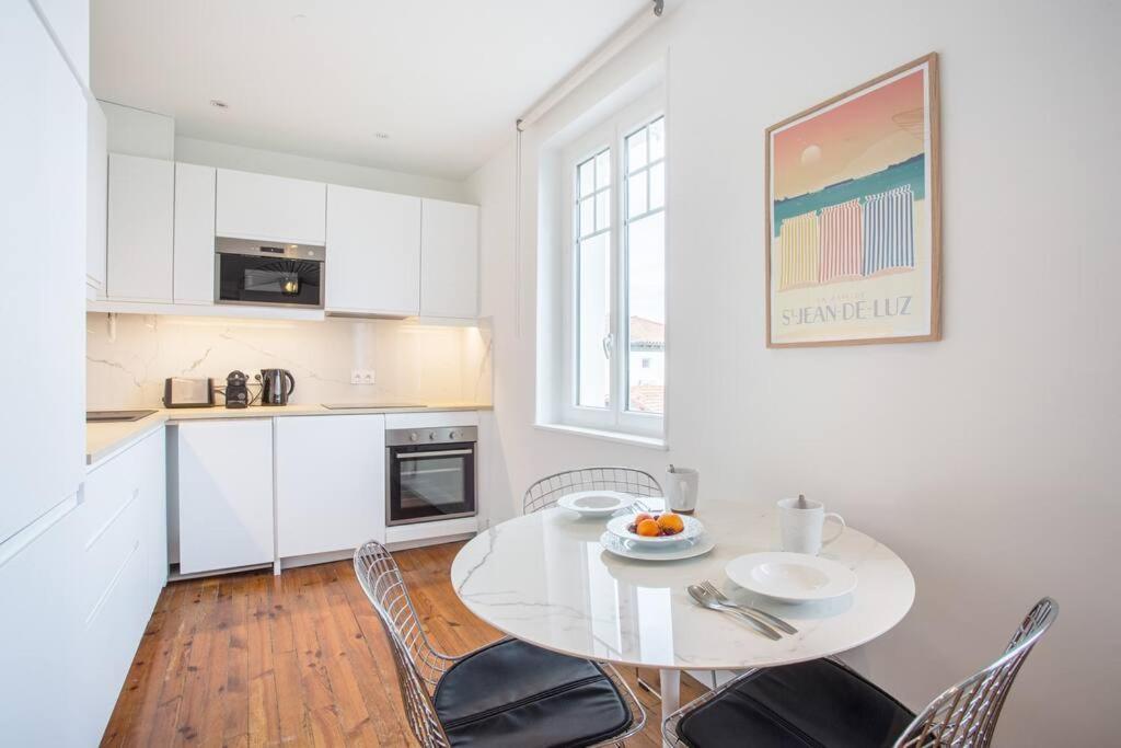 Appartement Rue Gambetta, Plage A 2 Min Saint-Jean-de-Luz Eksteriør billede