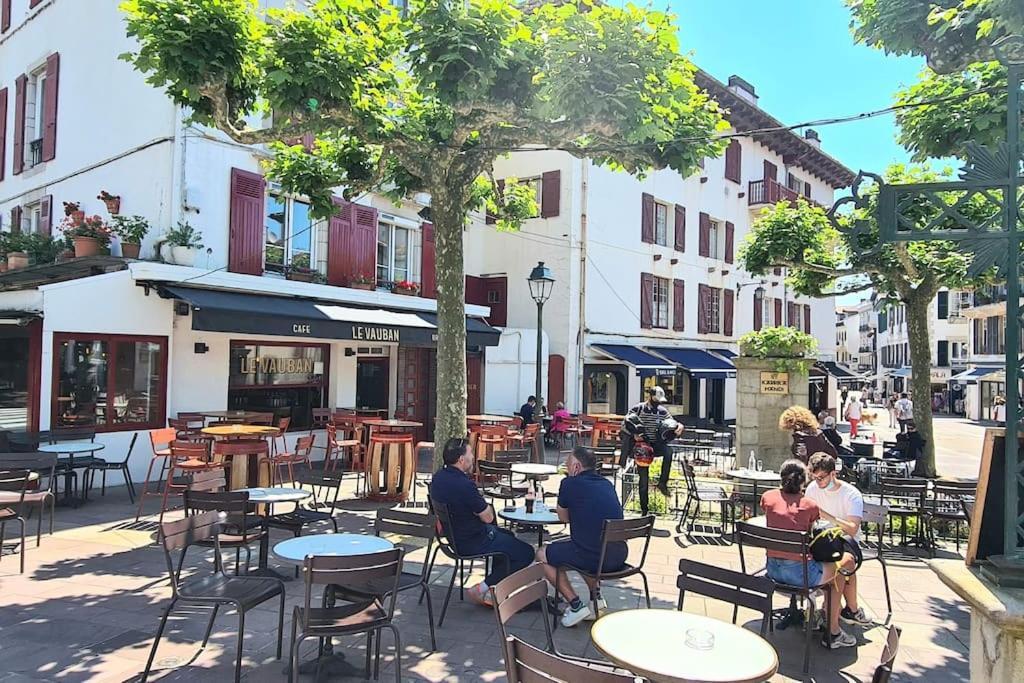 Appartement Rue Gambetta, Plage A 2 Min Saint-Jean-de-Luz Eksteriør billede